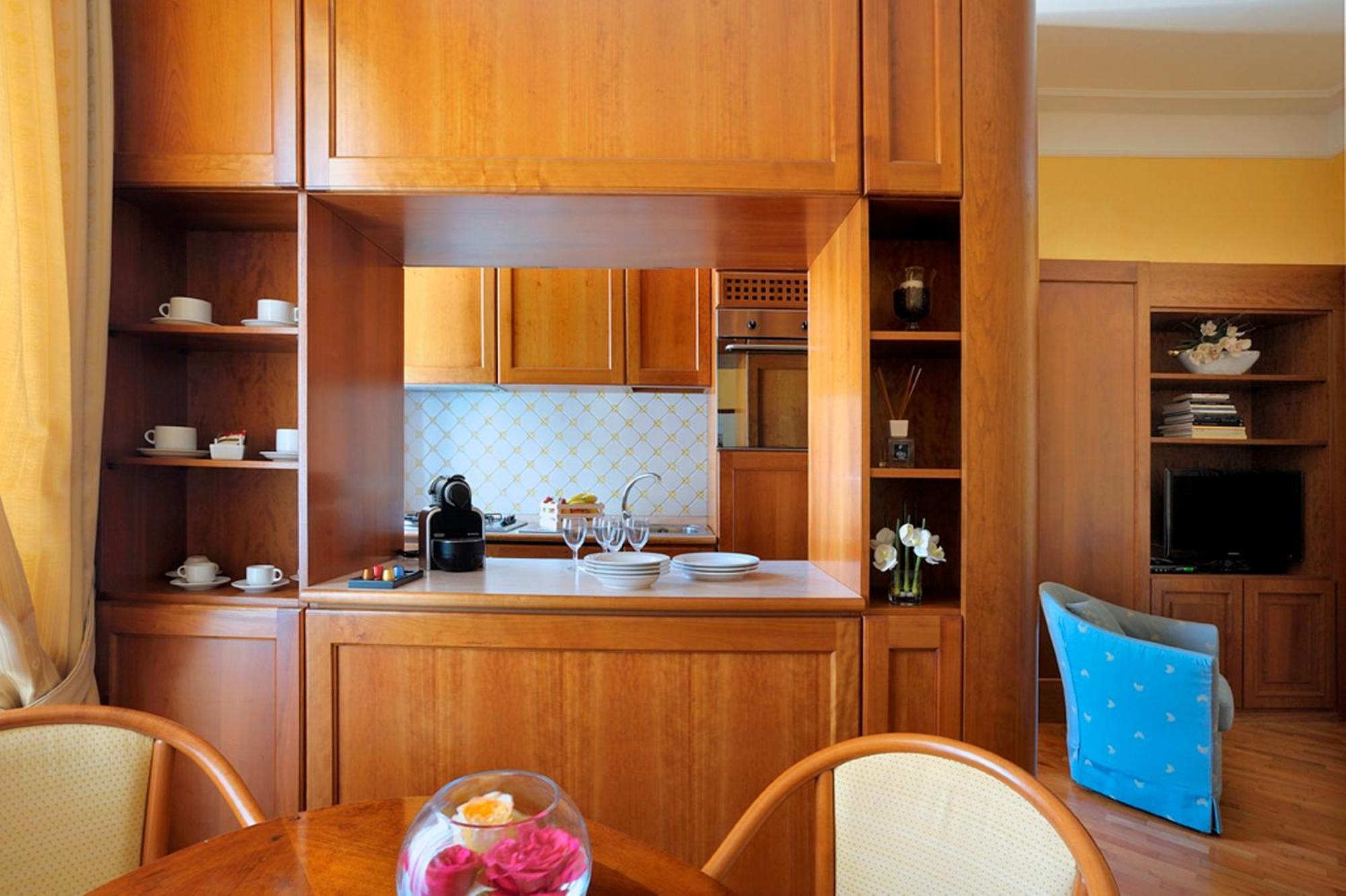 Lejlighedshotel Dea Rom